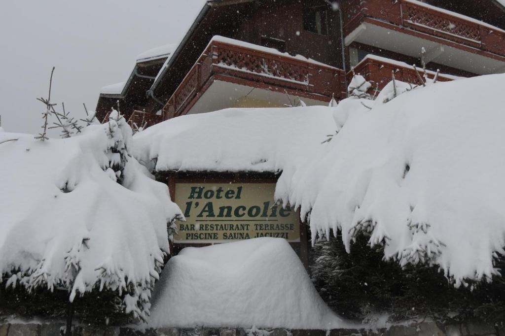 Hotel Ancolie - Champagny En Vanoise La Plagne Bagian luar foto